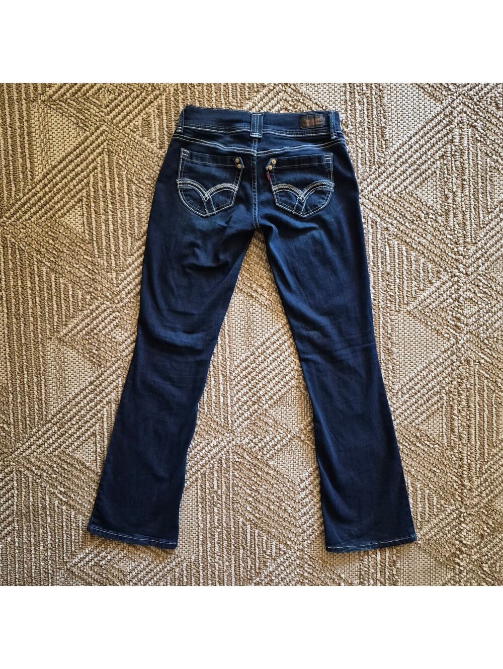 Levi's Bootcut Denim Jeans Dark Wash Contrasting Stitching 7M W28 - Picture 1 of 6
